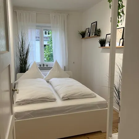 Zoro - 4 Zimmer- Kueche - Balkon Apartment Memmingerberg