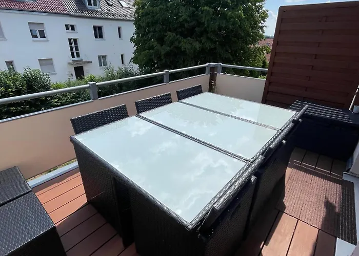 Zoro - 4 Zimmer- Kueche - Balkon 메밍게르베르그
